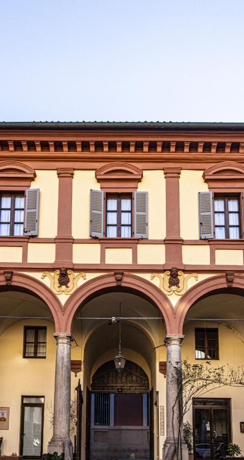 Hotel Tornielli 9 By Lvg Hotel Collection ノヴァーラ エクステリア 写真