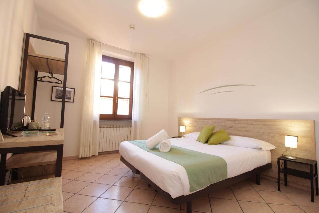 Hotel Tornielli 9 By Lvg Hotel Collection ノヴァーラ エクステリア 写真