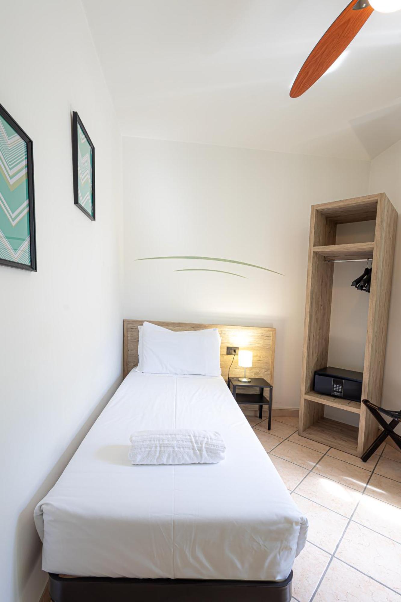 Hotel Tornielli 9 By Lvg Hotel Collection ノヴァーラ エクステリア 写真