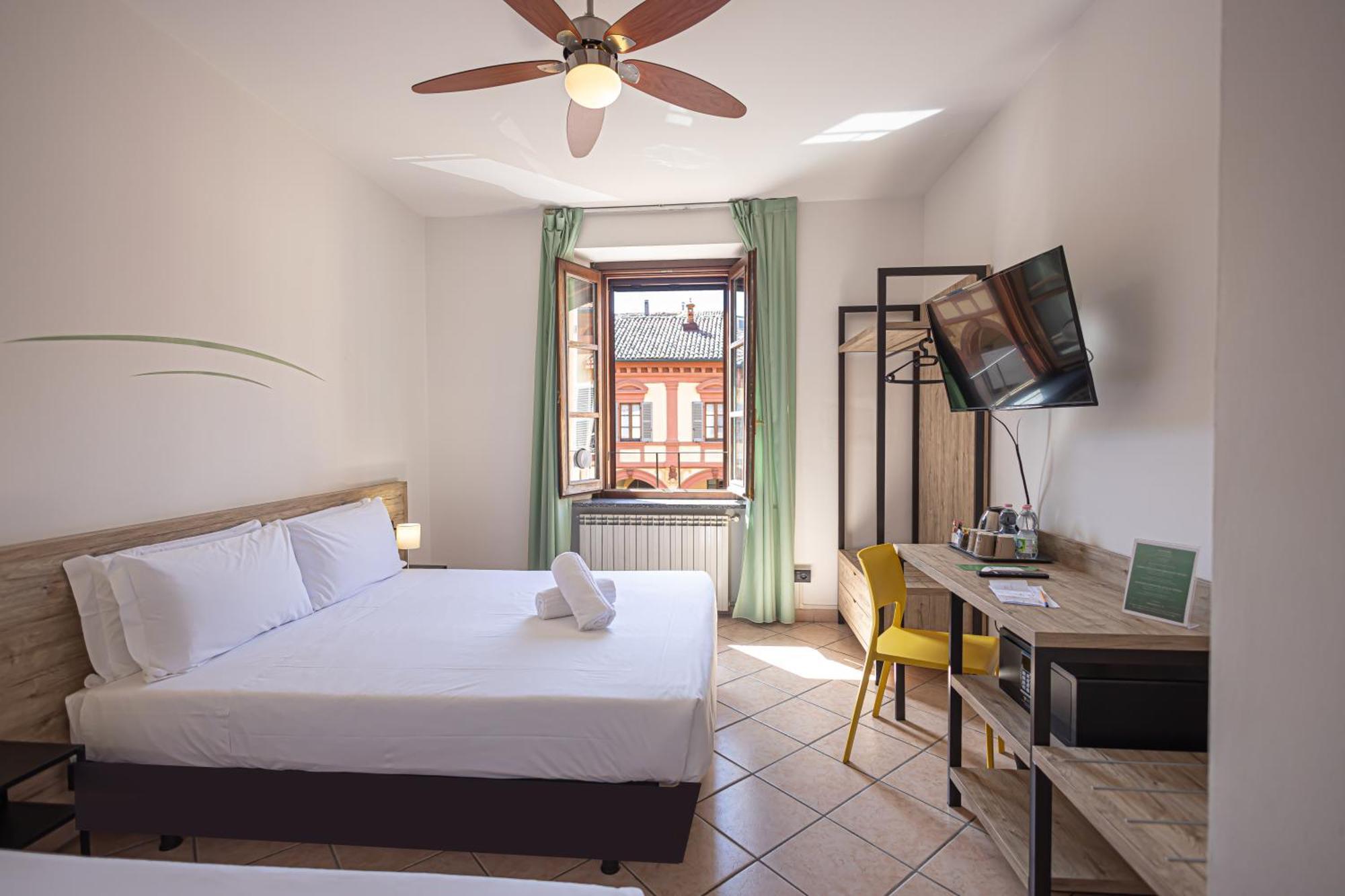 Hotel Tornielli 9 By Lvg Hotel Collection ノヴァーラ エクステリア 写真